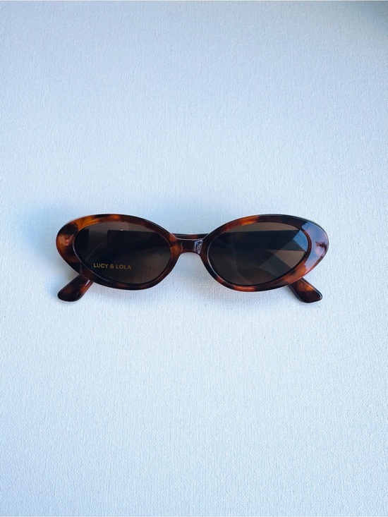 Lucy & Lola Accessories - Lucy & Lola Oval Tortoiseshell Sunglasses – Retro Slim Frame | Brown Lens